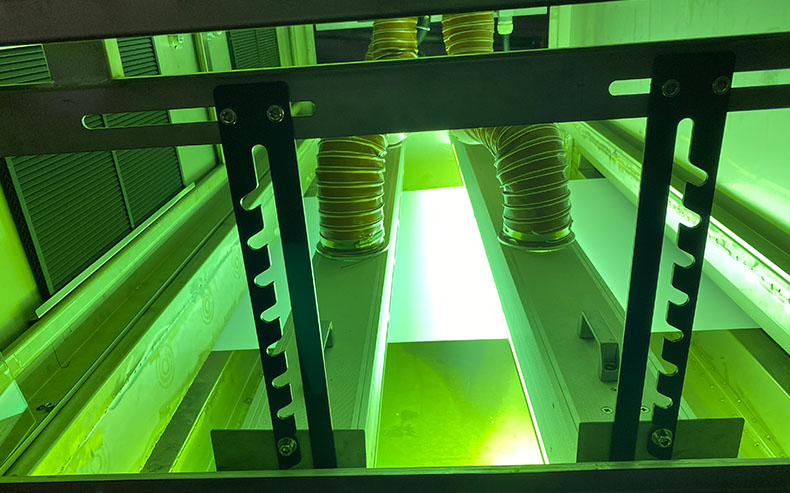 UVLED光固化設(shè)備在光學(xué)膜涂布固化領(lǐng)域 UVLED光固化設(shè)備在光學(xué)膜涂布固化領(lǐng)域