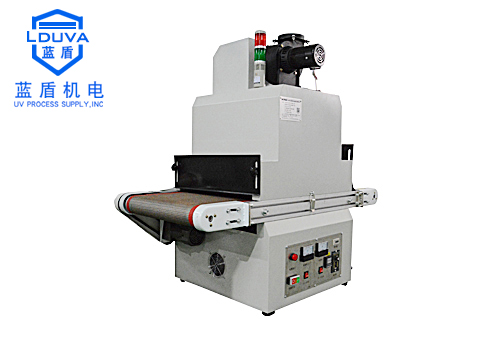 帶您了解uv固化設(shè)備水冷機(jī)和風(fēng)冷機(jī)區(qū)別 帶您了解uv固化設(shè)備水冷機(jī)和風(fēng)冷機(jī)區(qū)別